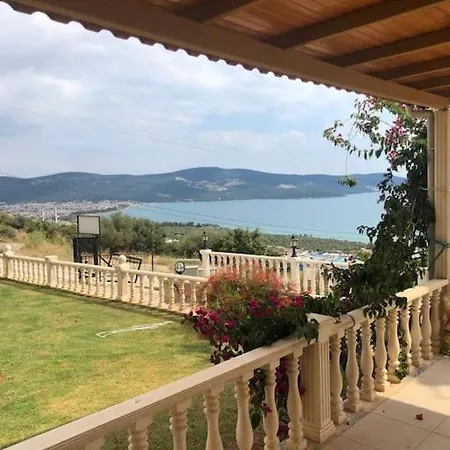 Dom wakacyjny Bahceli Mustakil Yazlik *